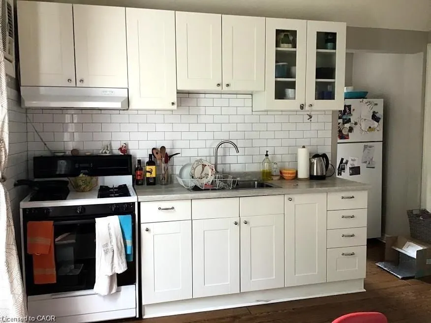 18 Hill Street, #2