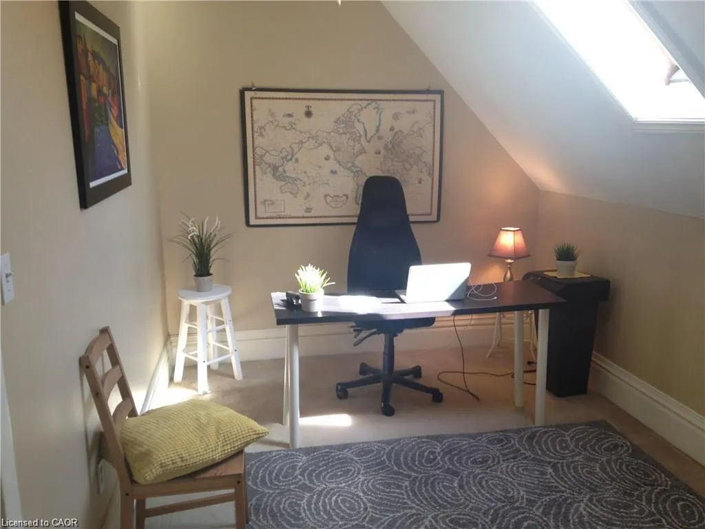 18 Hill Street, #2