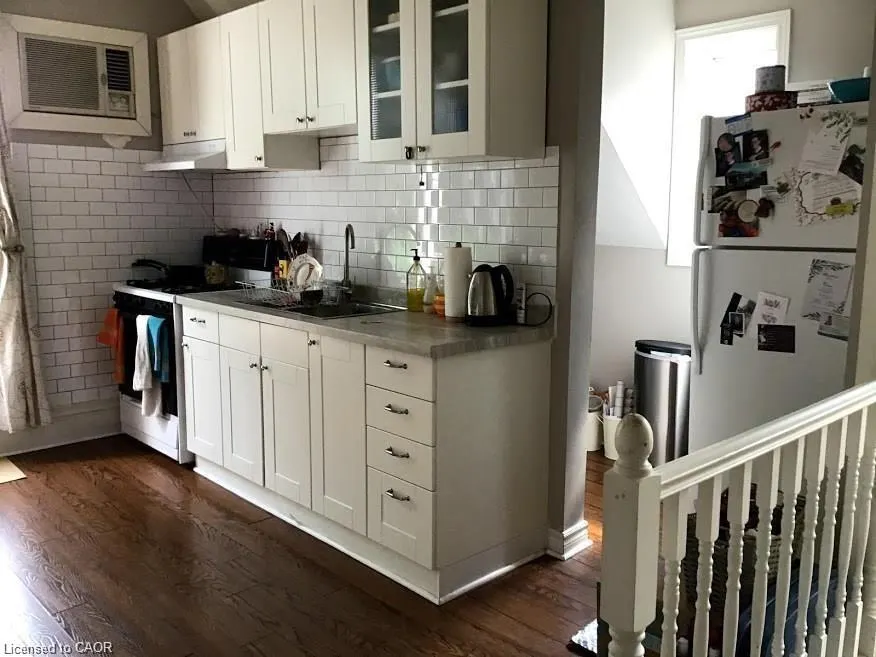 18 Hill Street, #2