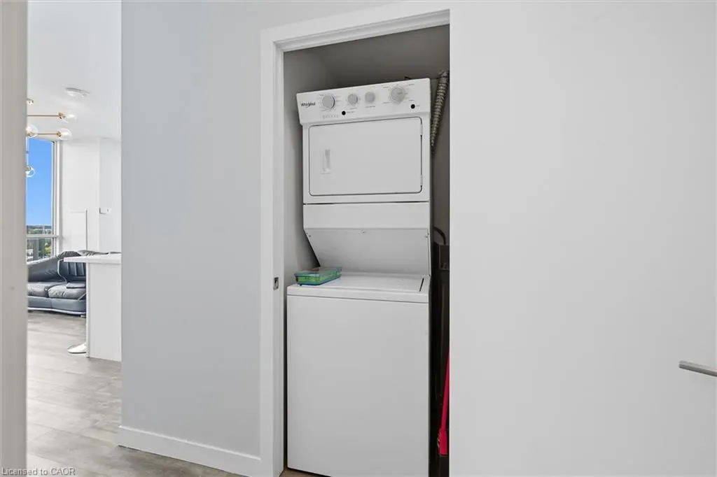 2087 Fairview Street, #2309