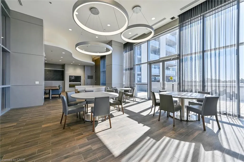 2087 Fairview Street, #2309