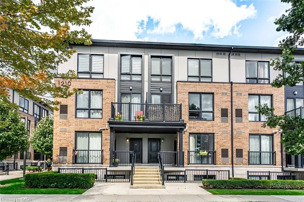 1210 Main Street, #203