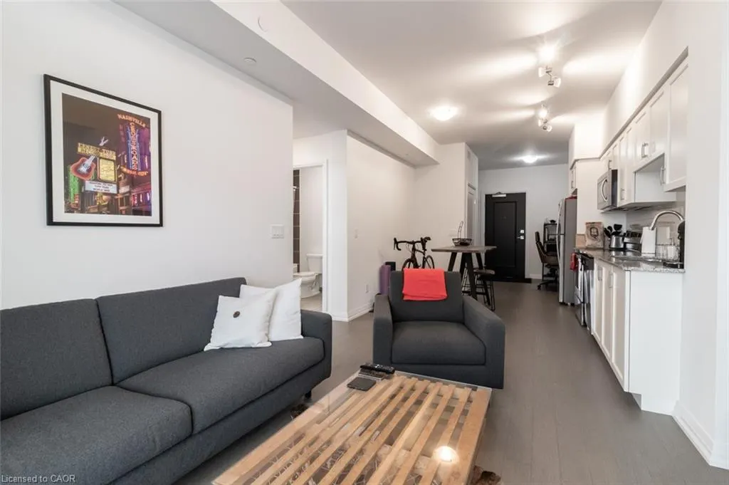 155 Caroline Street S, #1005
