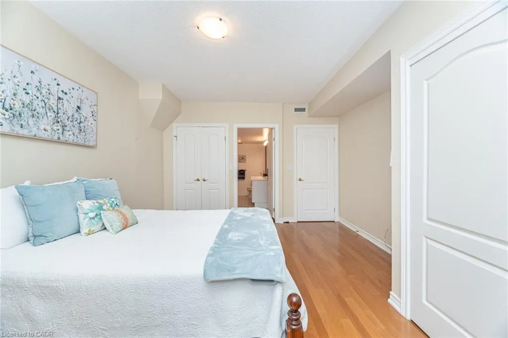 77 Governors Road, #204