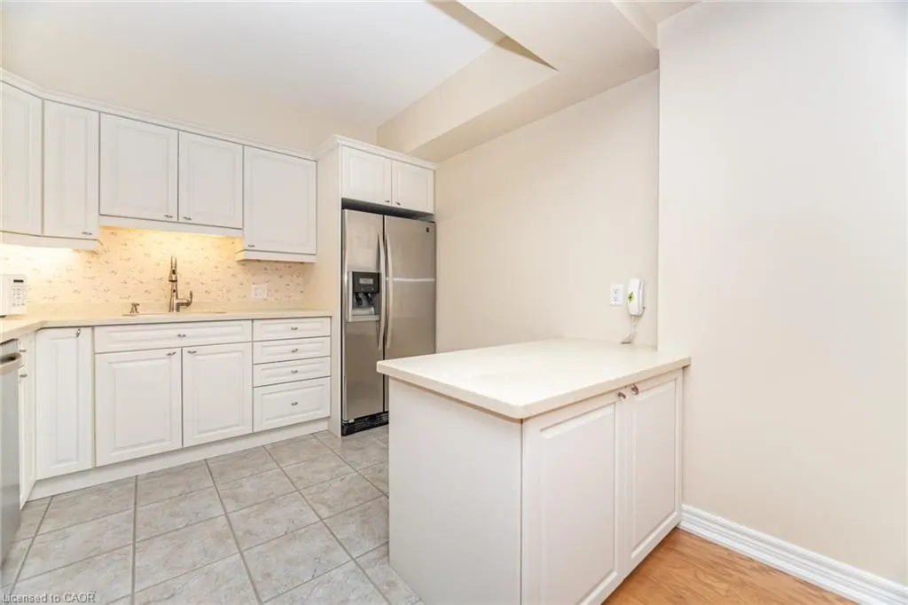 77 Governors Road, #204