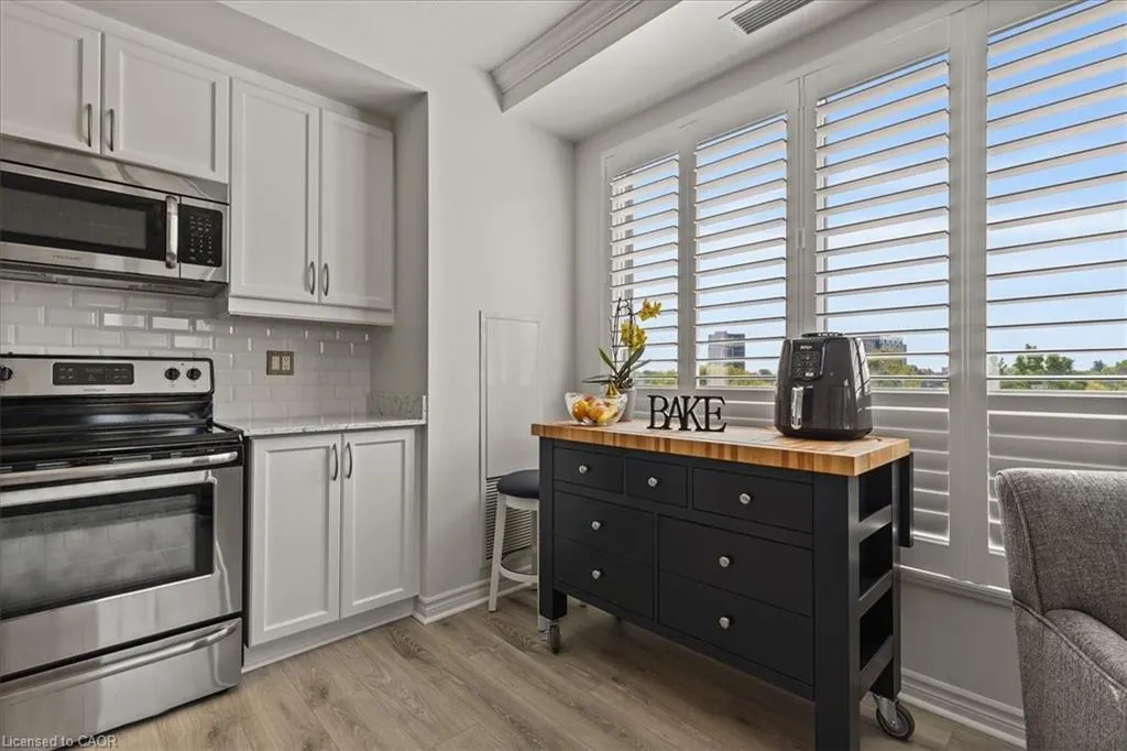 539 Belmont Avenue W, #502