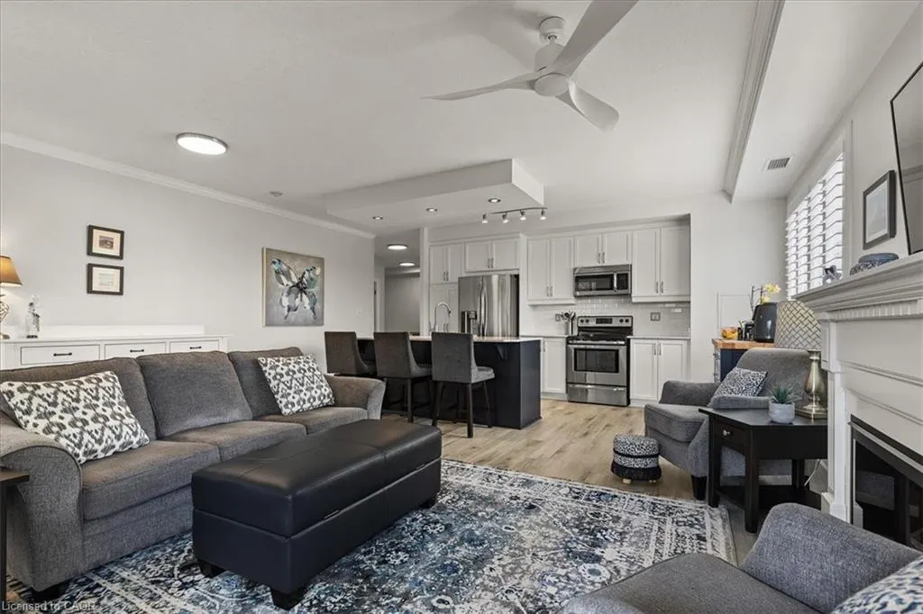 539 Belmont Avenue W, #502