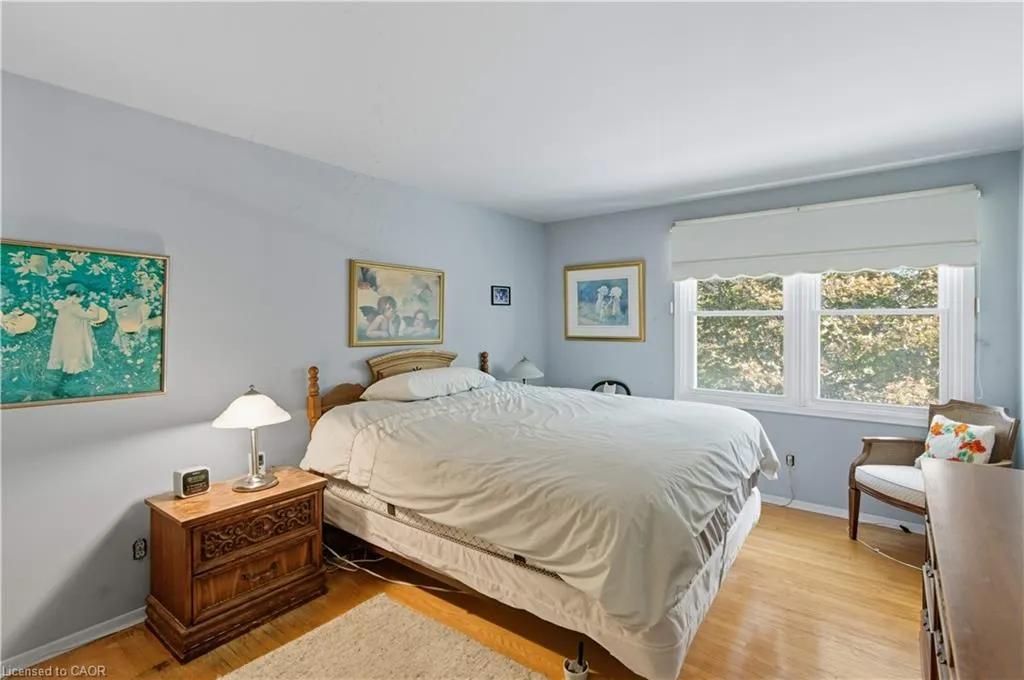 20 Crestwood Drive