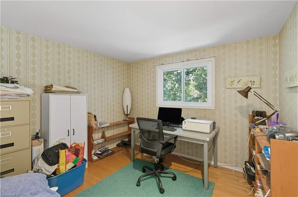 20 Crestwood Drive