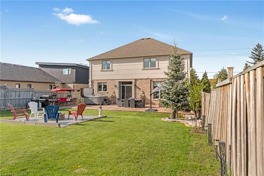 351 Highland Road W
