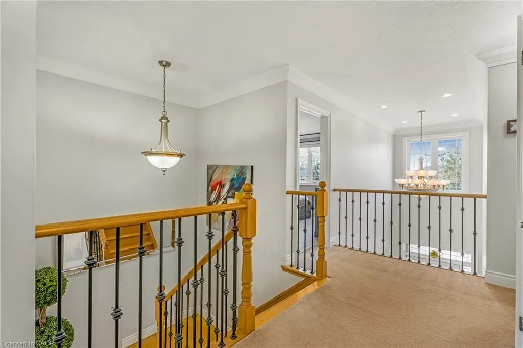 351 Highland Road W