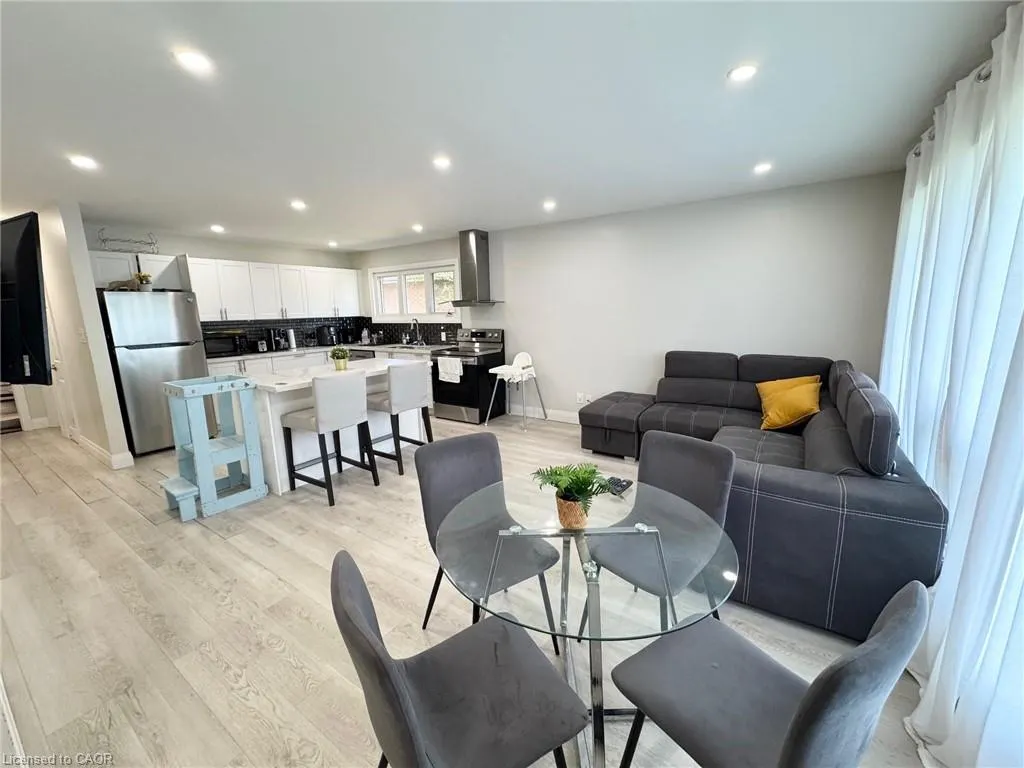 160 Macassa Avenue, #Main