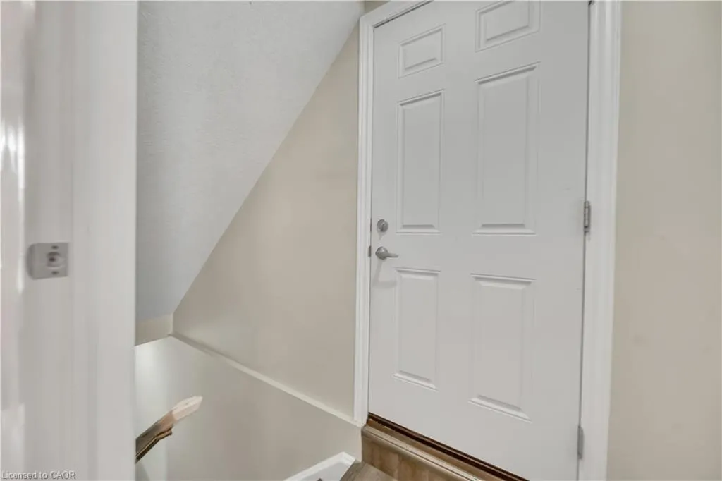 190 Eden Oak Trail