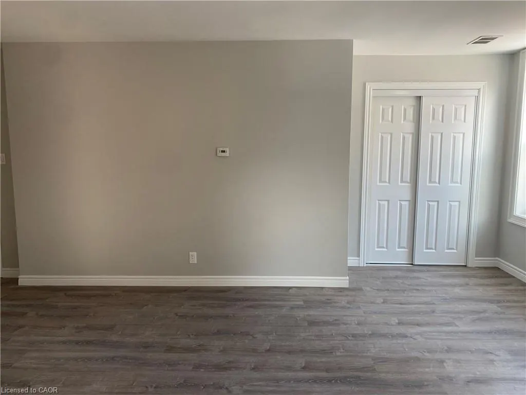206 Queenston Road, #3