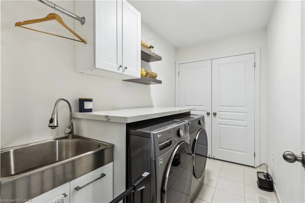 54 Nisbet Boulevard, #31