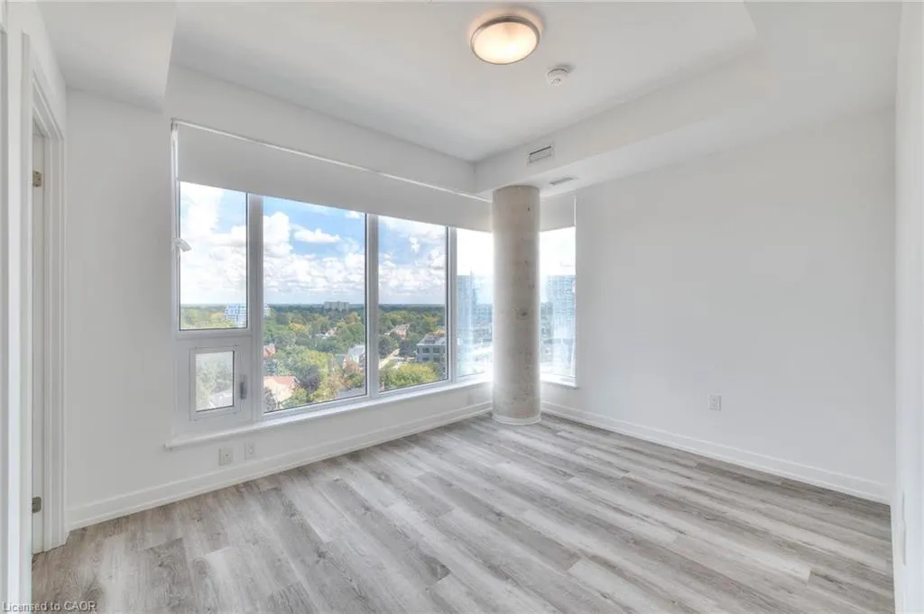 5 Wellington Street S, #1012