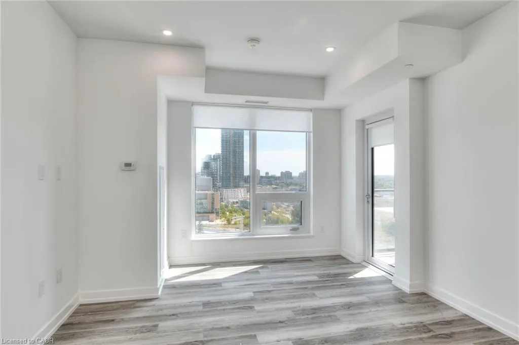 5 Wellington Street S, #1012