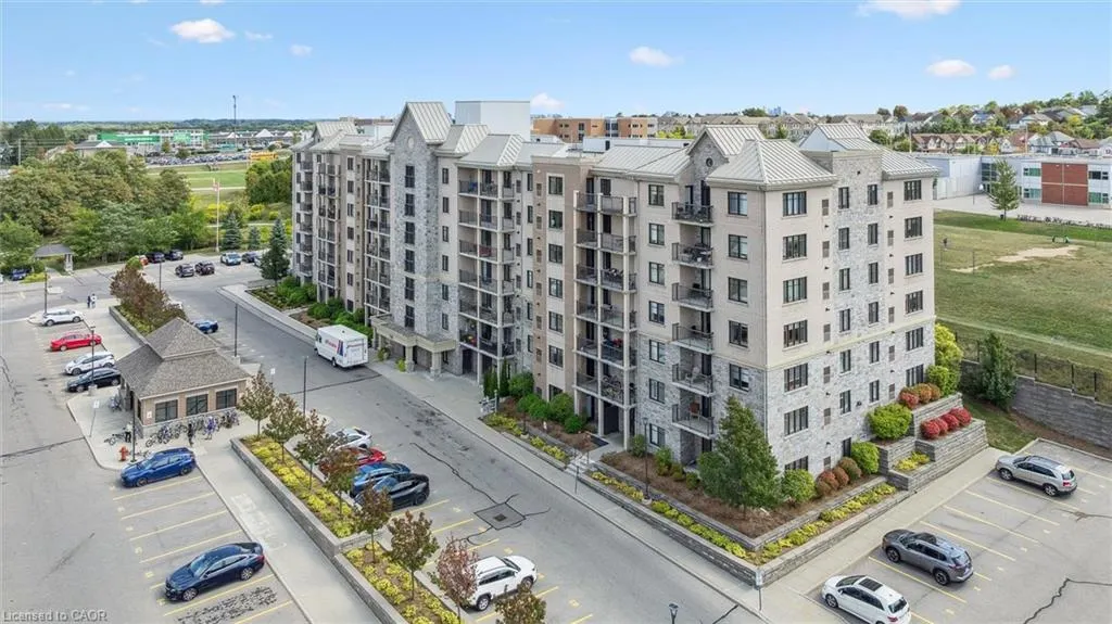 776 Laurelwood Drive, #301