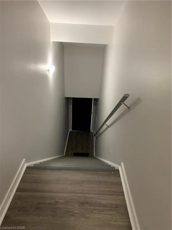 22 Main Street W, #1
