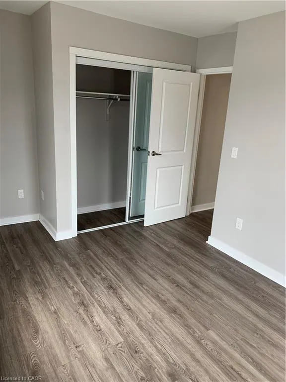 22 Main Street W, #1