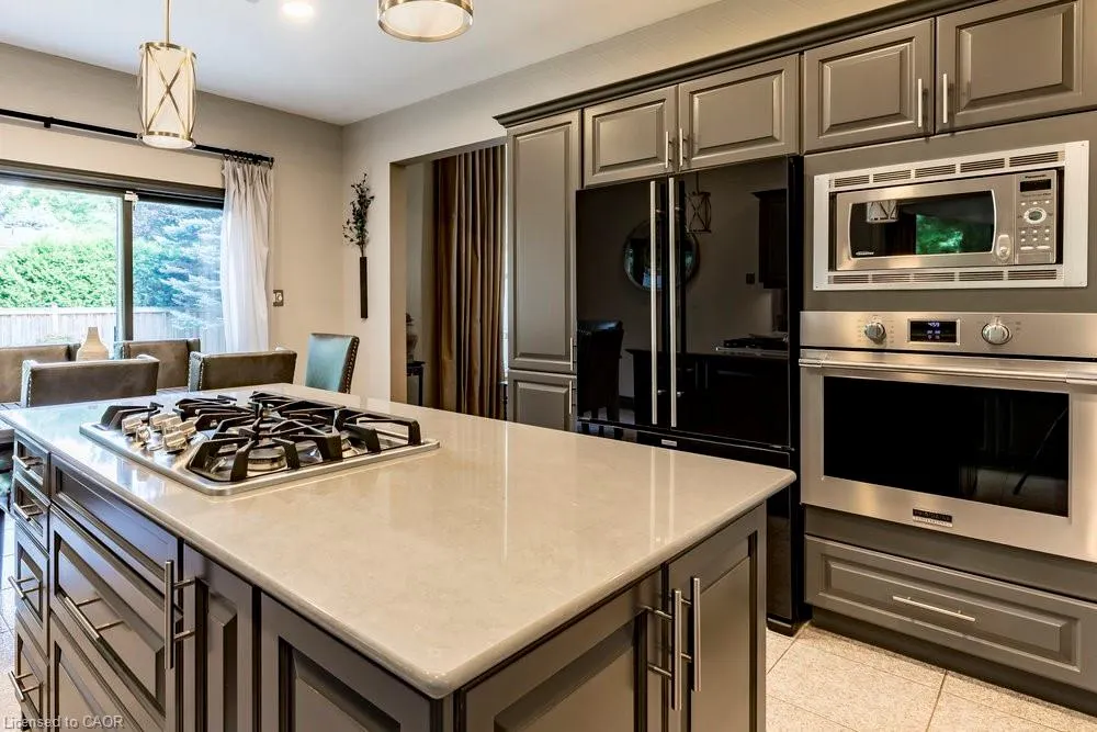 223 Briar Hill Crescent