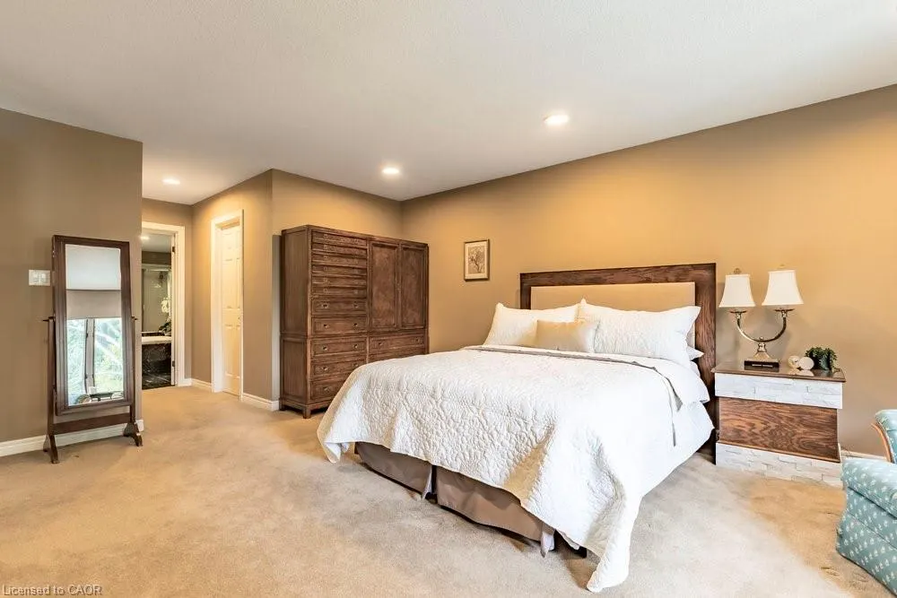 223 Briar Hill Crescent