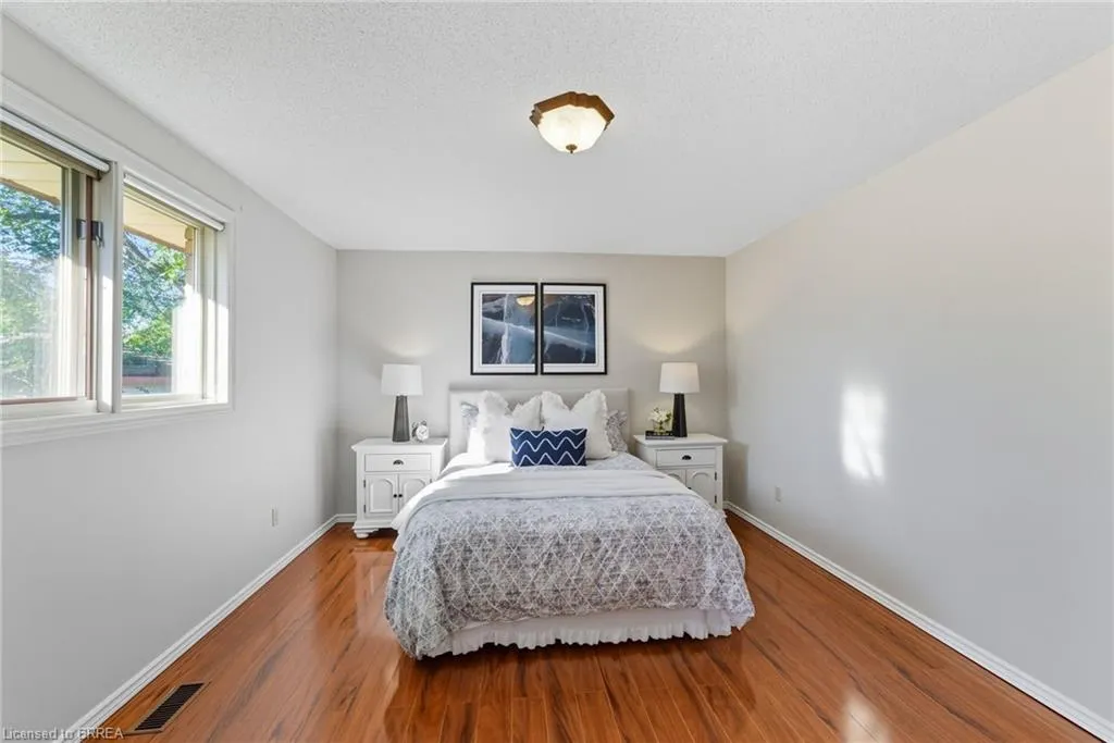 31 Belaire Road