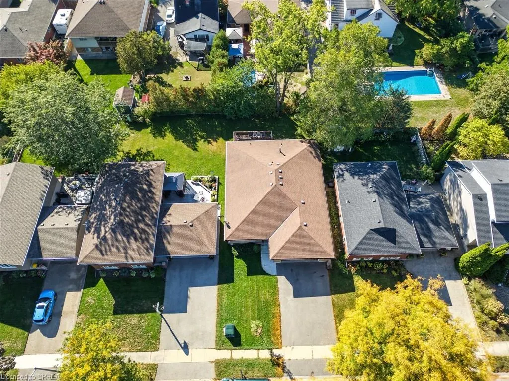 31 Belaire Road