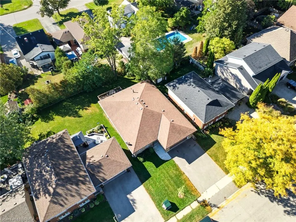 31 Belaire Road