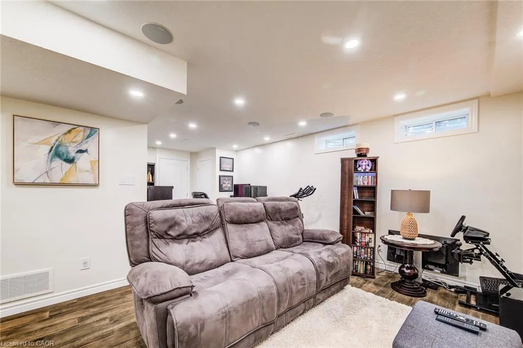 7 Stratus Street