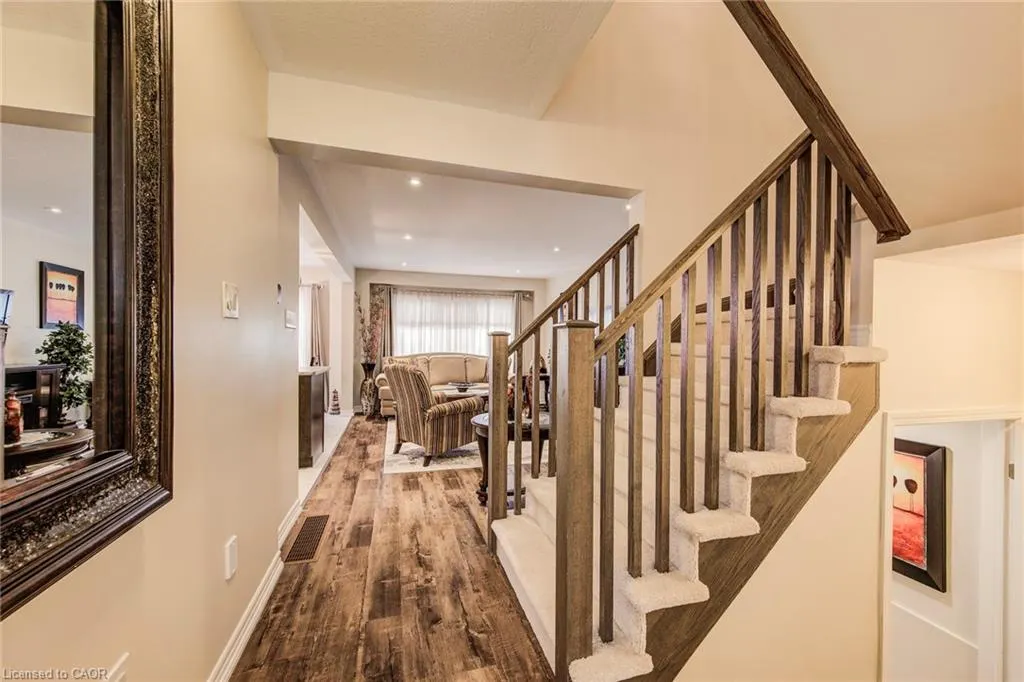 7 Stratus Street