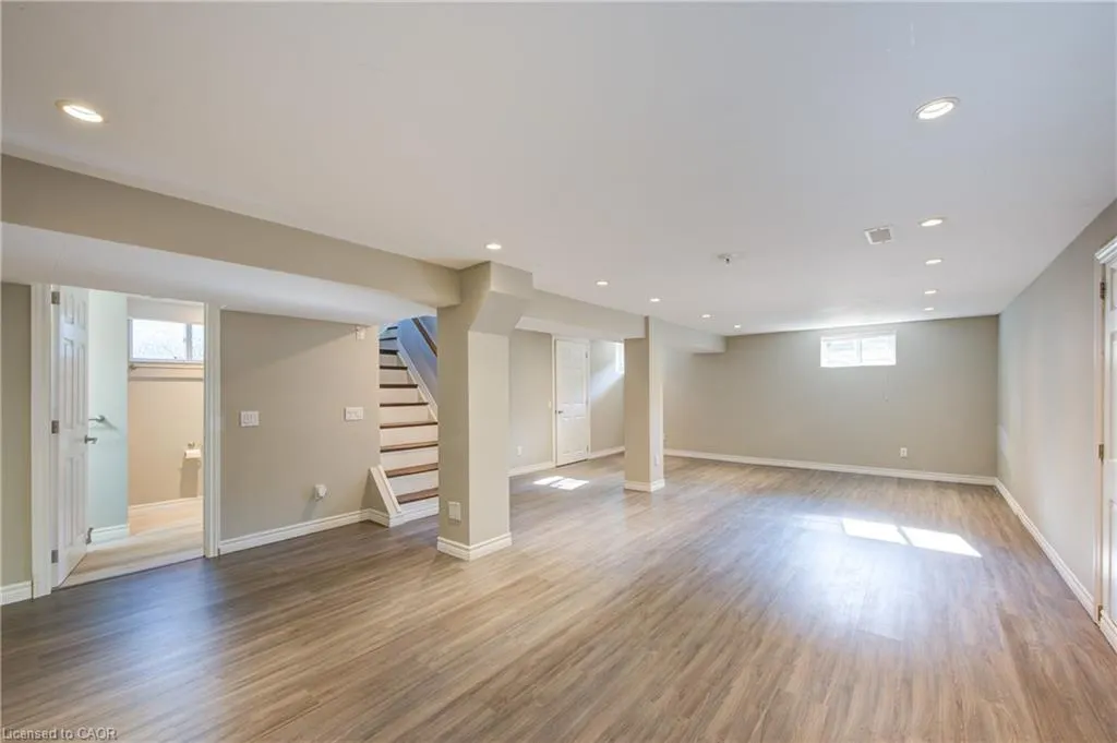 1319 Roseville Road