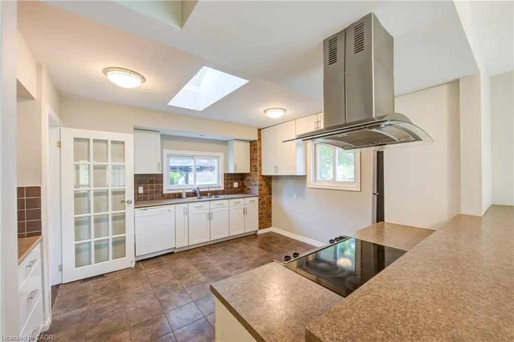 1319 Roseville Road