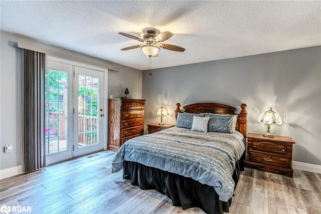 92 Hickling Trail