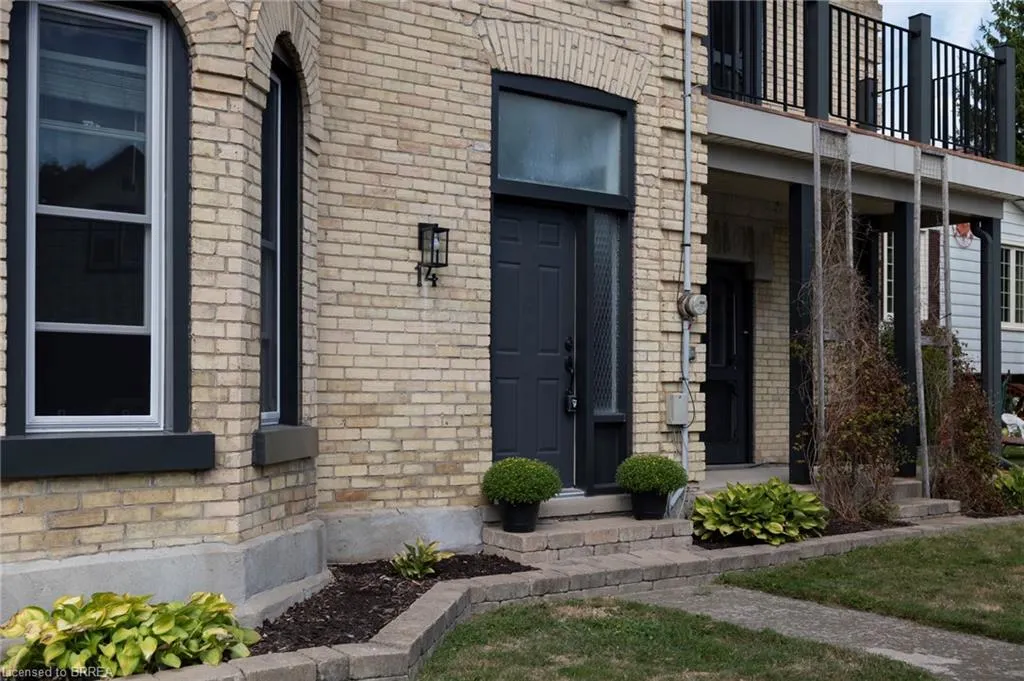 14 Elgin Street W