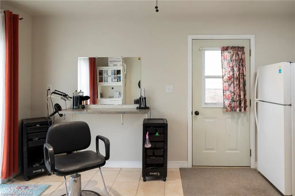 14 Elgin Street W