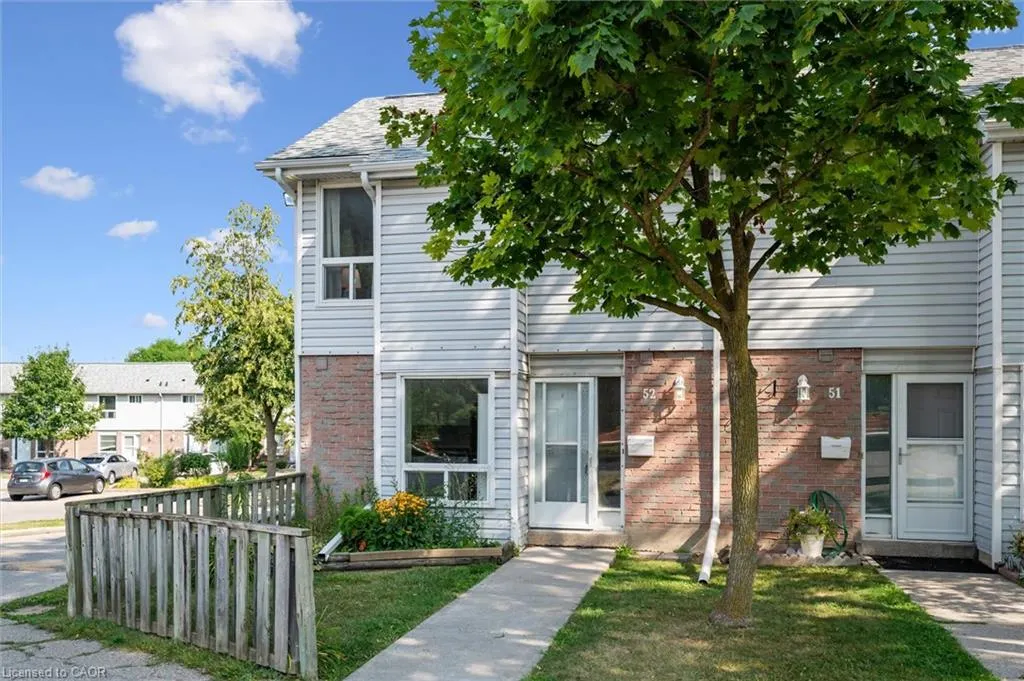 32 Mowat Boulevard, #52