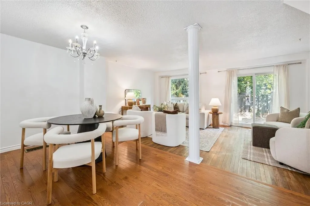 32 Mowat Boulevard, #52