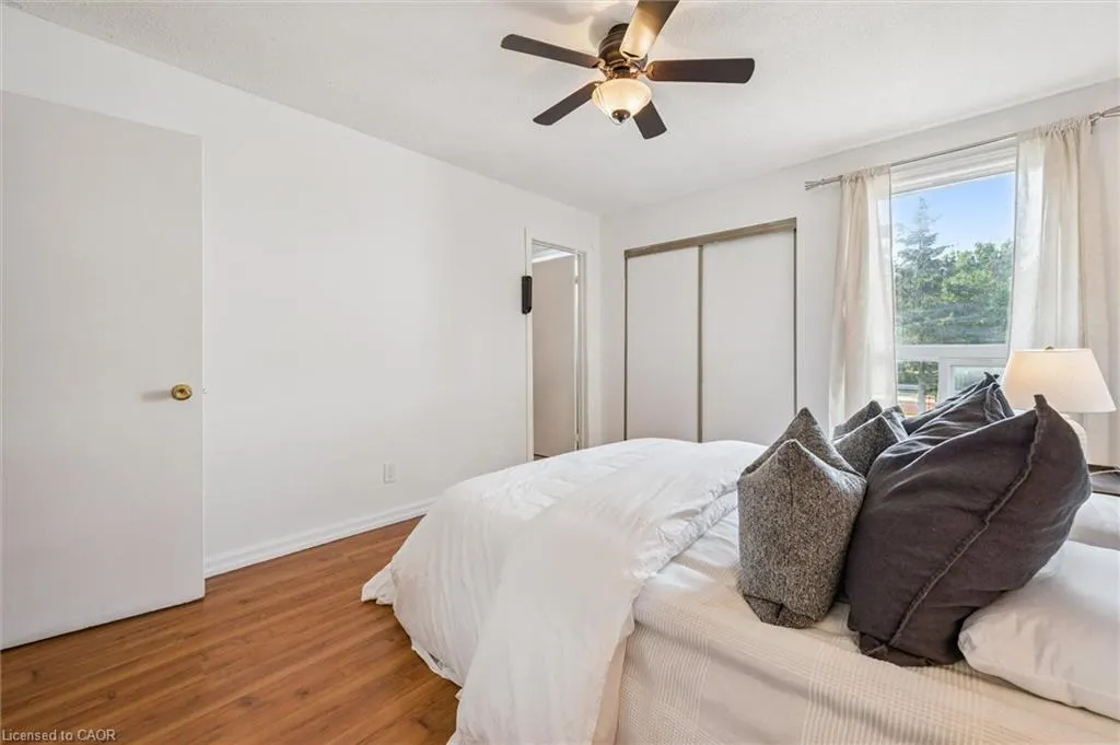 32 Mowat Boulevard, #52