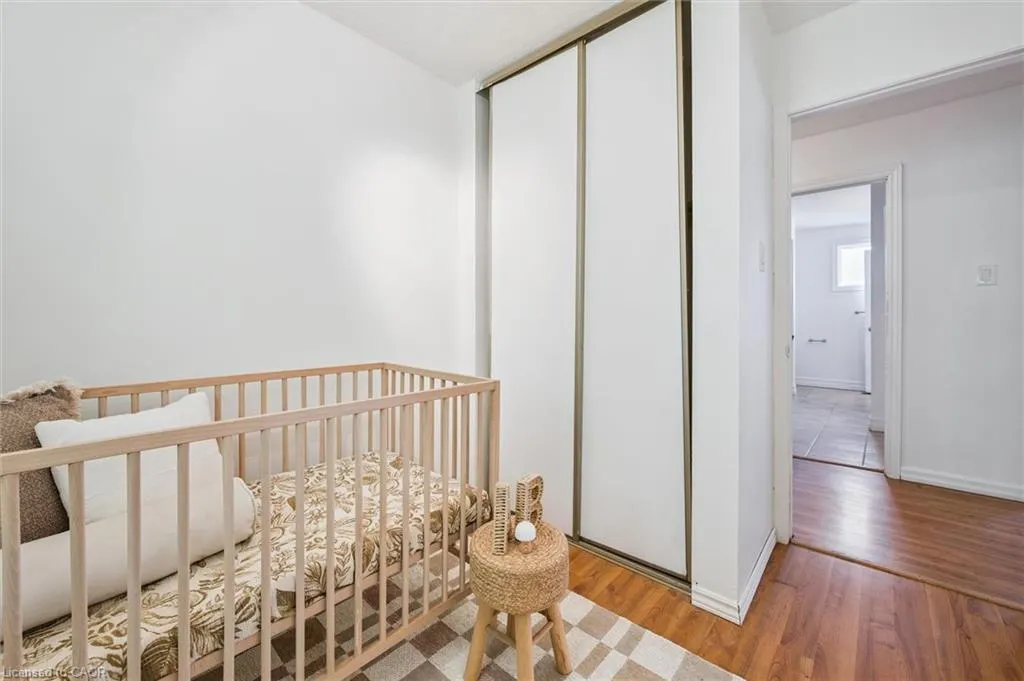 32 Mowat Boulevard, #52
