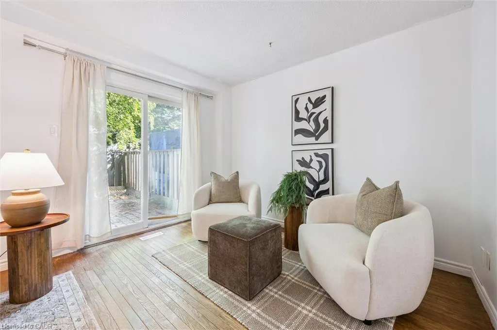 32 Mowat Boulevard, #52