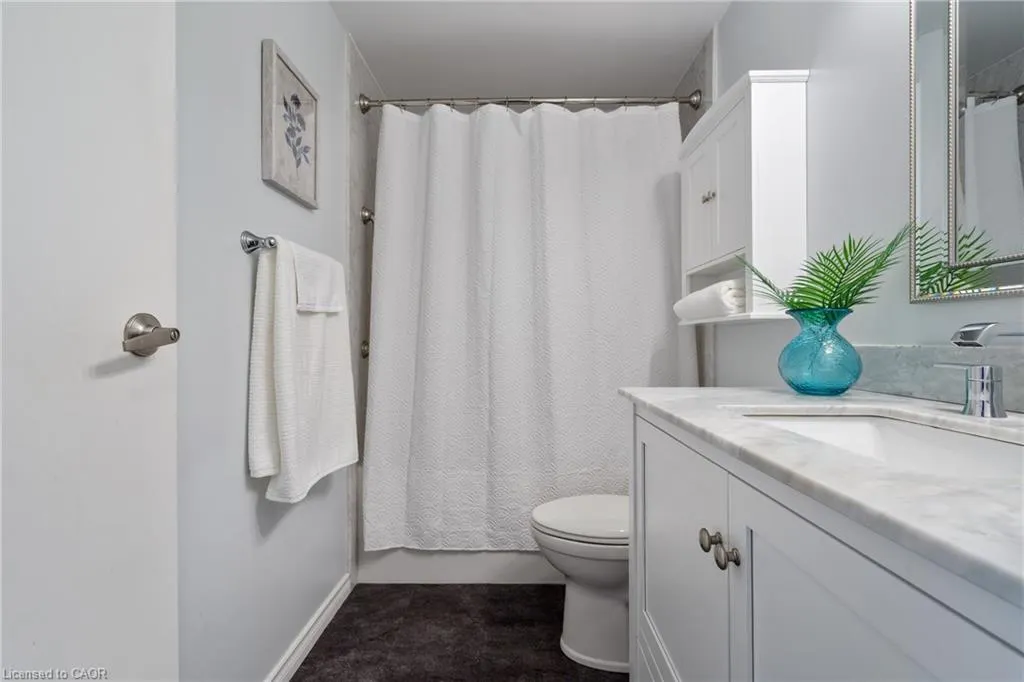 145 Rice Avenue, #22