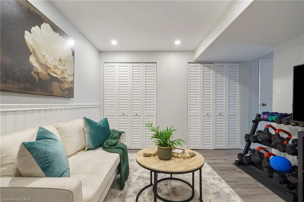 145 Rice Avenue, #22