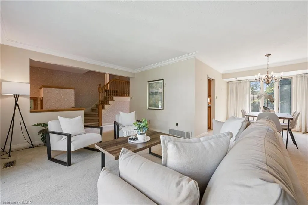 67 Woodside Road
