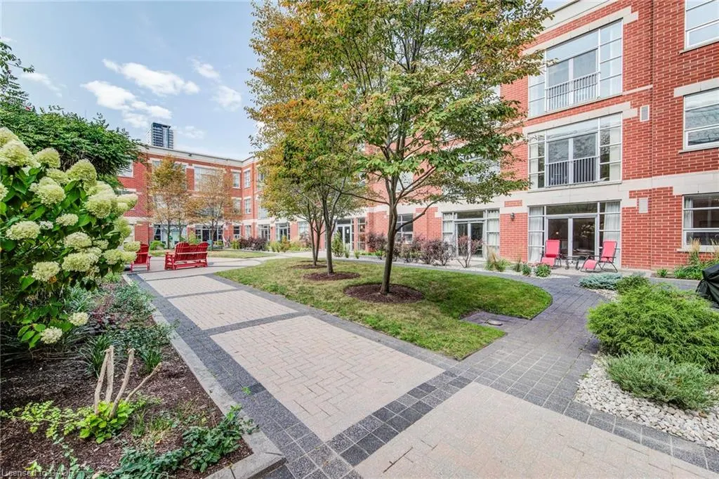 165 Duke Street E, #110