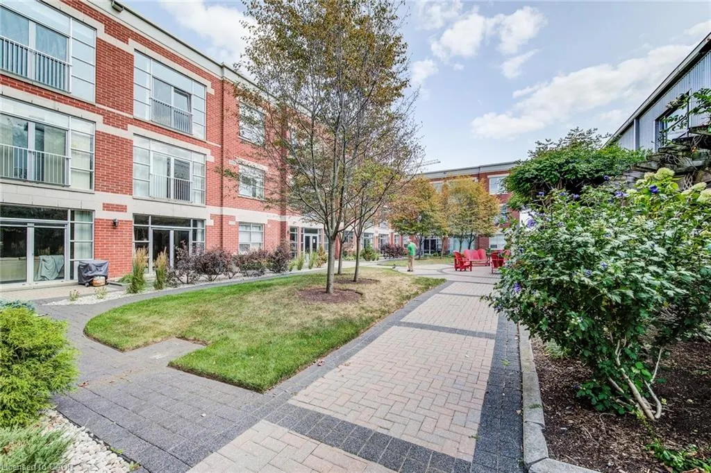 165 Duke Street E, #110