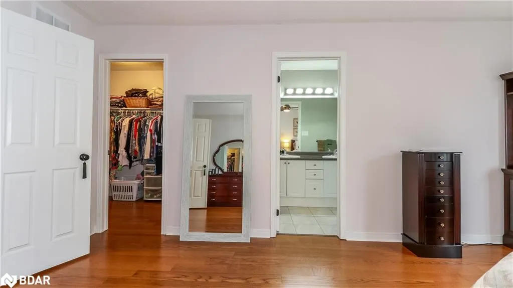 28 Masters Crescent
