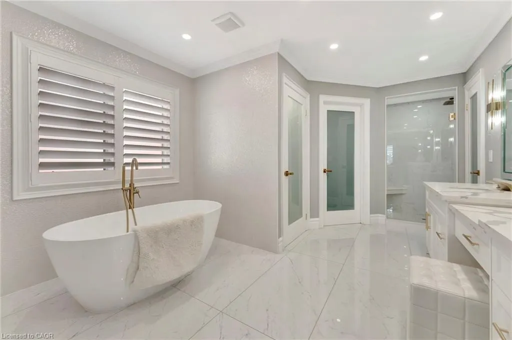 2469 Whistling Springs Crescent