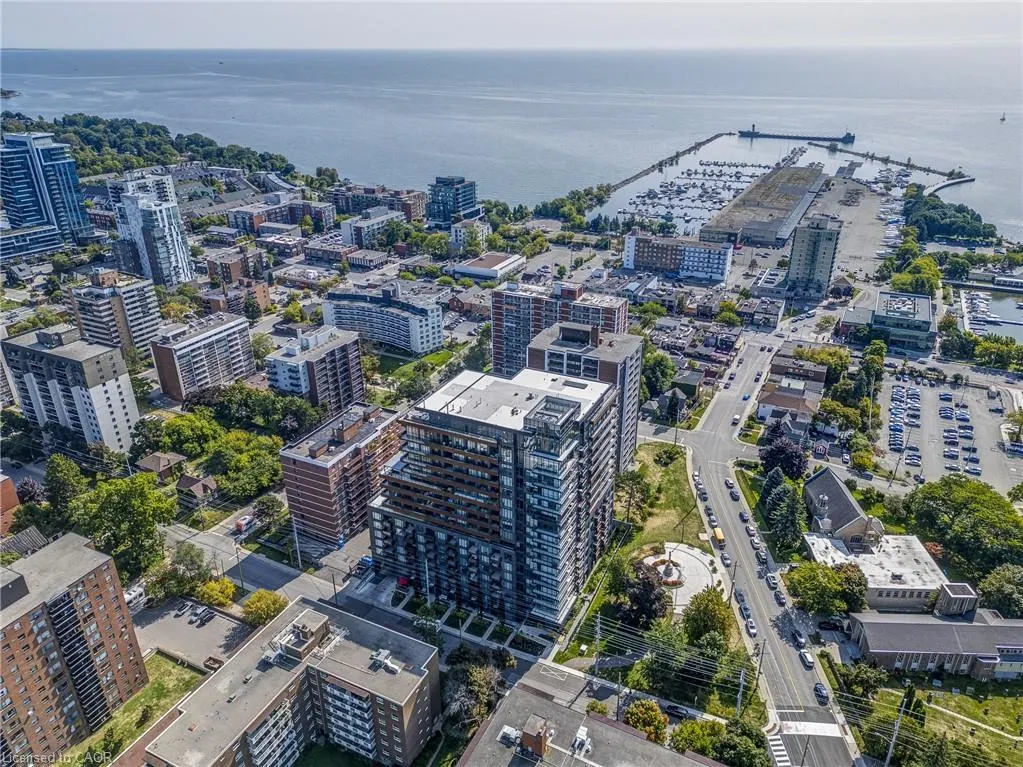 21 Park Street, #1011