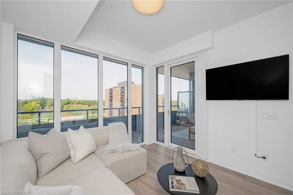 21 Park Street, #1011